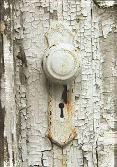 7a025176c10c38e464125060149abd24--old-door-knobs-door-handles