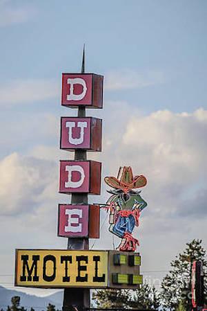 classic-neon-dude-motel-west-yellowstone-montana-edward-fielding