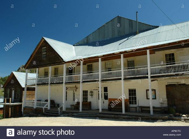 ajd50895-silver-city-id-idaho-ghost-town-owyhee-mountains-idaho-hotel-AP9CTC